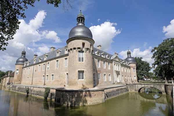 Pierre-de-Bresse