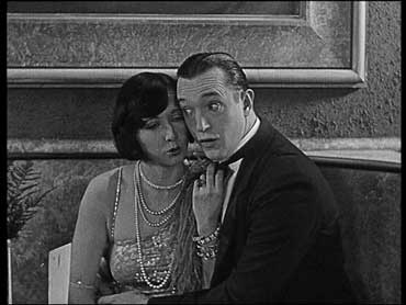 Amale e piangi (Lov'em and Weep) - Laurel & Hardy