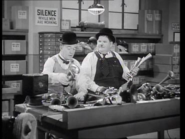 C'era una volta un piccolo naviglio (Saps at Sea) - Laurel & Hardy