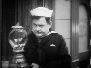 Marinai a terra (Two Tars) - Laurel & Hardy