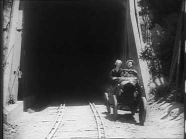 Marinai a terra (Two Tars) - Laurel & Hardy