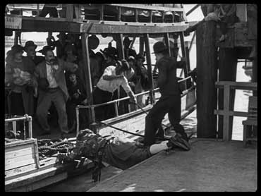 Una giornata di vacanza (A Day's Pleasure) - Chaplin